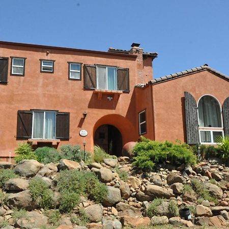 Posada Mariana Bed And Breakfast Catheys Valley エクステリア 写真
