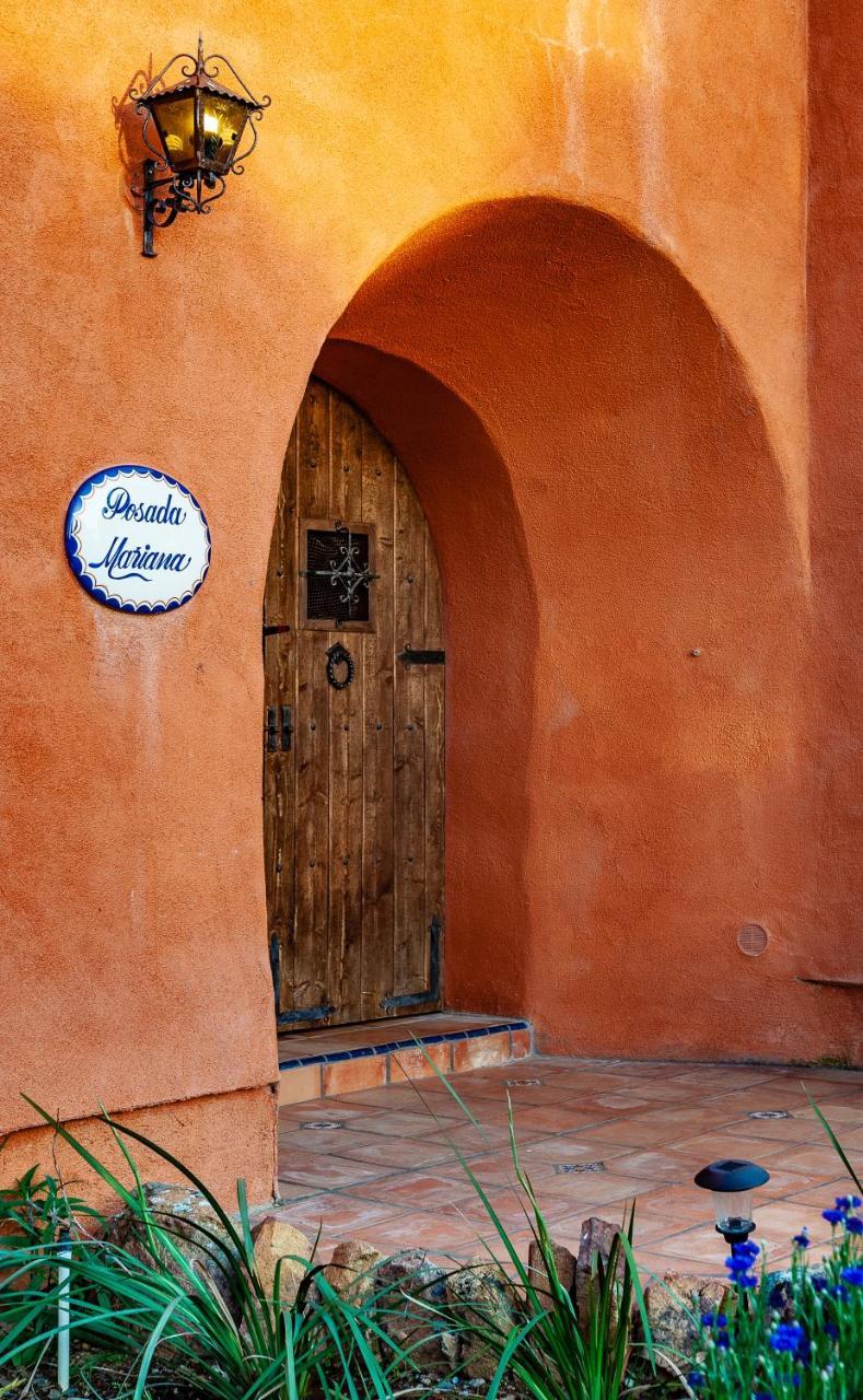 Posada Mariana Bed And Breakfast Catheys Valley エクステリア 写真